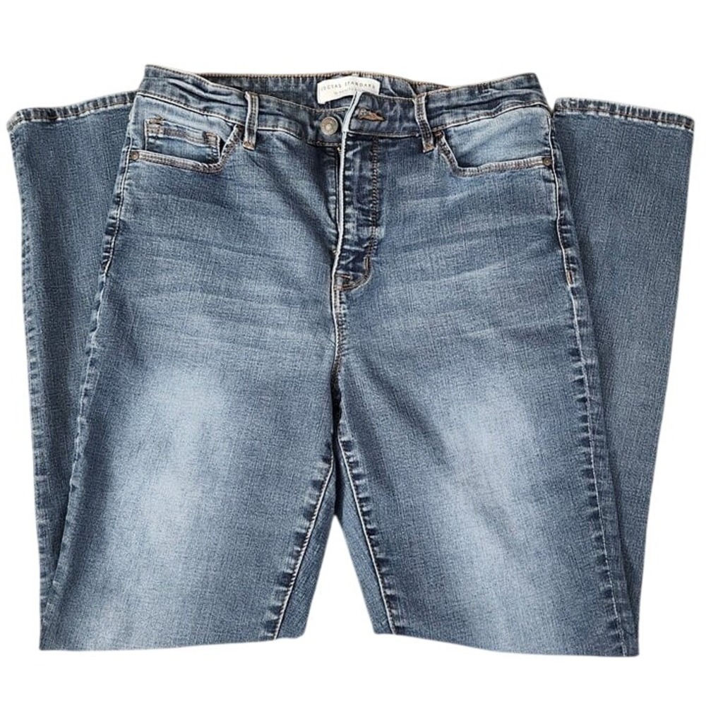 Classic Social Standard Womens Jeans‎